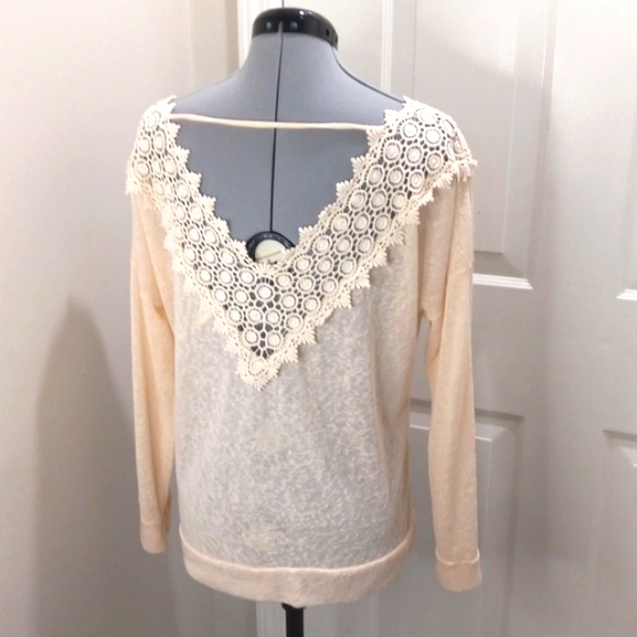 SAGE Cream Lacy Double V  Size L/XL - Picture 5 of 6